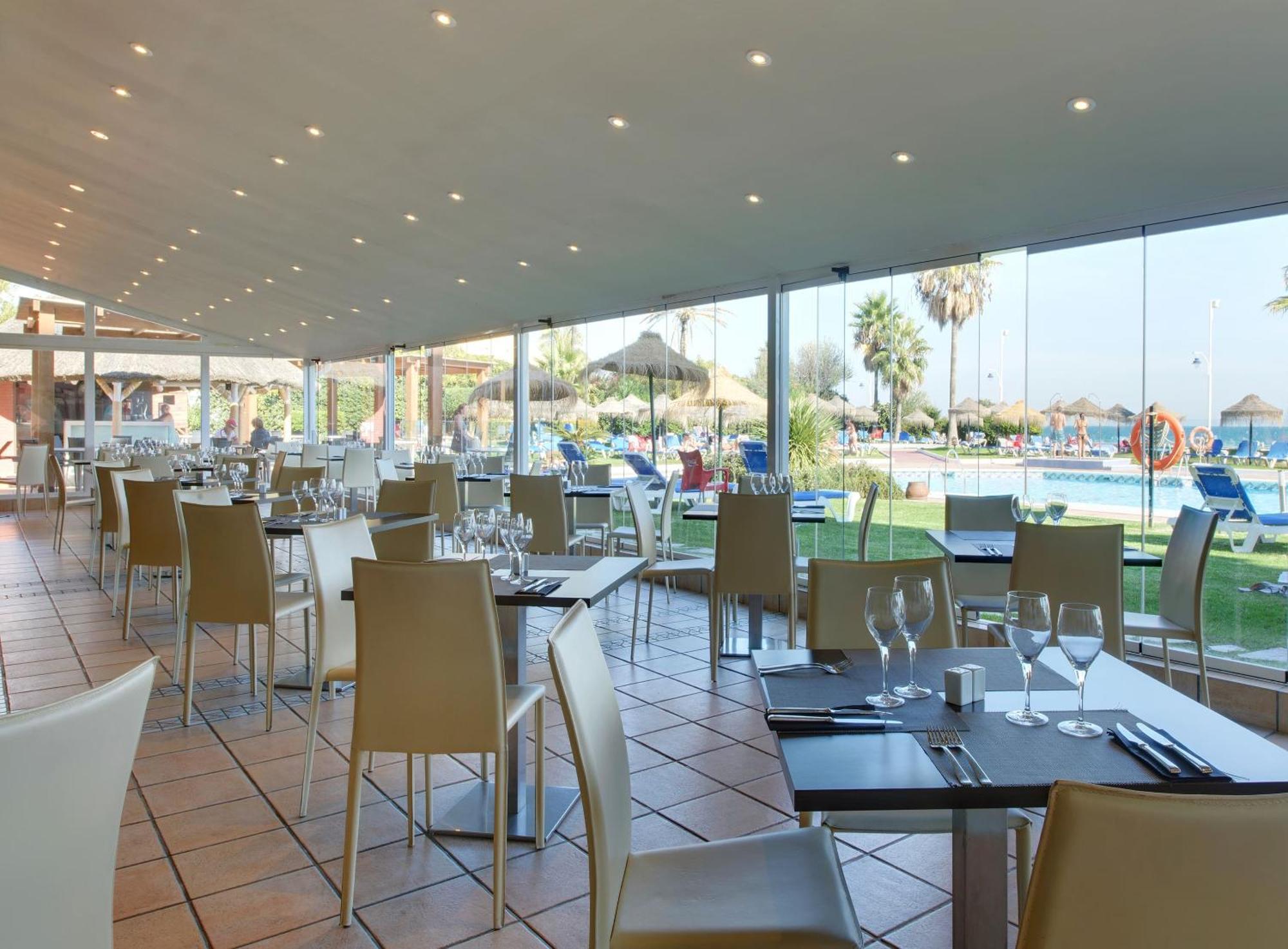 Sol By Melia Malaga Guadalmar — Fotos 2